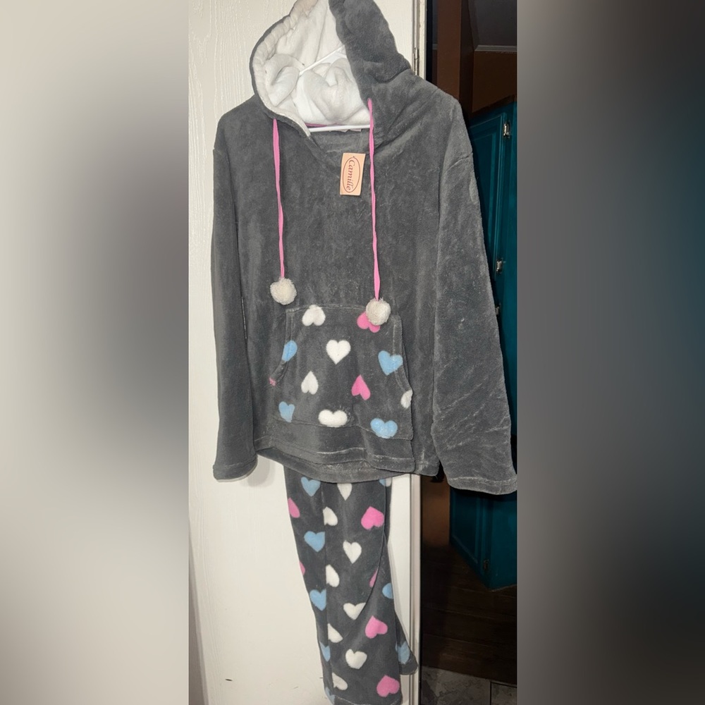 Cozy Gray Heart Pajama Set for Kids